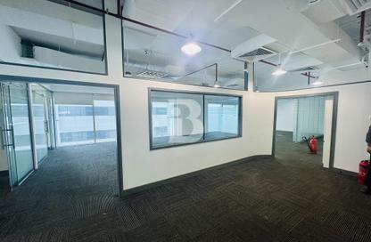 Office Space - Studio for rent in Single Business Tower - Sheikh Zayed Road - Dubai