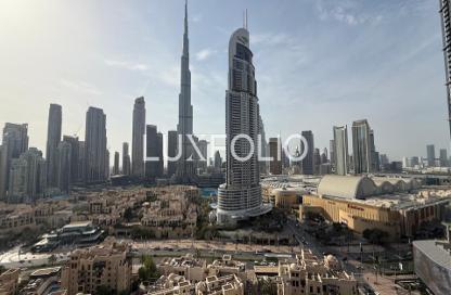 Apartment - 2 Bedrooms - 2 Bathrooms for rent in Burj Royale - Downtown Dubai - Dubai