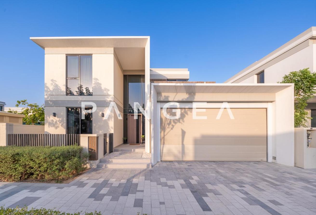 Exclusive | Fully Furnished Private Pool | Park Backing photo 24