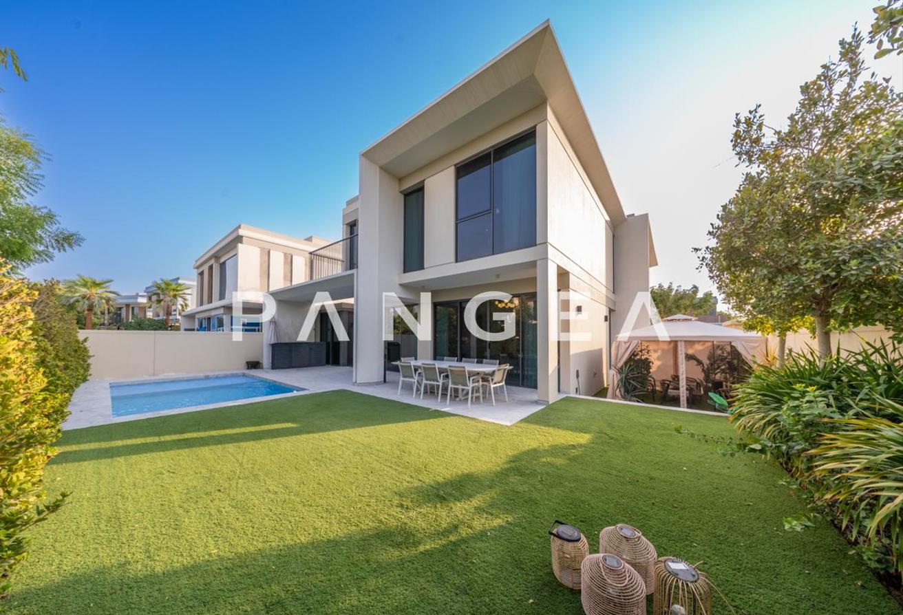 Exclusive | Fully Furnished Private Pool | Park Backing photo 25