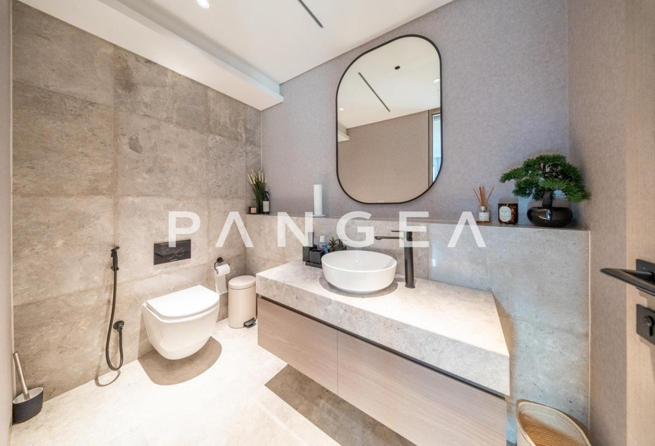 Exclusive | Fully Furnished Private Pool | Park Backing photo 19