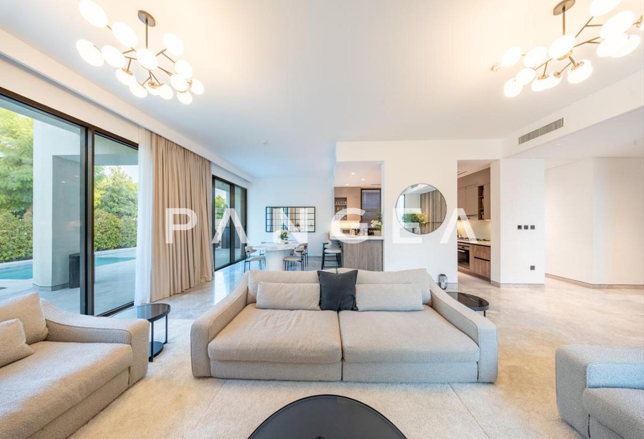 Exclusive | Fully Furnished Private Pool | Park Backing photo 4