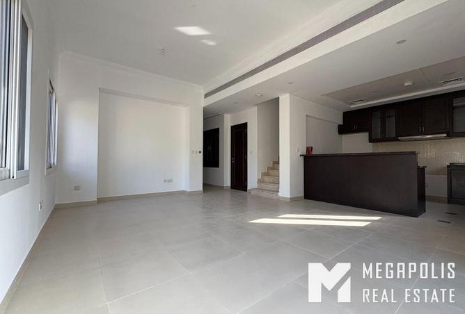 98247353 - Property Main Image