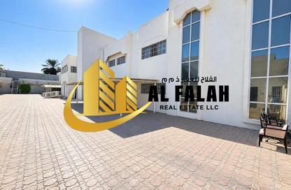 سكن عمال - استوديو - 7+ للايجار في المنطقة الصناعية رقم 2 - المنطقة الصناعية بالشارقة - الشارقة سكن عمال - استوديو - 7+ للايجار في المنطقة الصناعية رقم 2 - المنطقة الصناعية بالشارقة - الشارقة