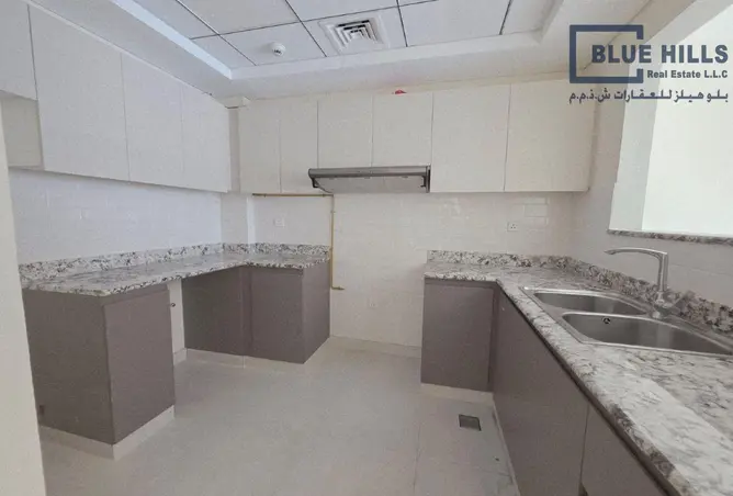 70700203 - Property Image 3