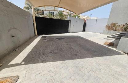 Villa - 5 Bedrooms - 6 Bathrooms for rent in Sharqan - Al Heerah - Sharjah Villa - 5 Bedrooms - 6 Bathrooms for rent in Sharqan - Al Heerah - Sharjah