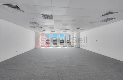 Office Space - Studio - 1 Bathroom for rent in Churchill Executive Tower - Churchill Towers - Business Bay - Dubai