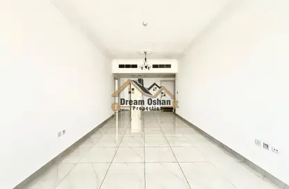 Apartment - 2 Bedrooms - 3 Bathrooms for rent in Dome Tower - Al Jaddaf - Dubai