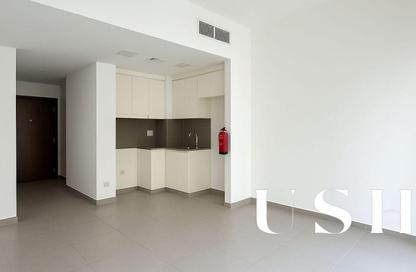 Apartment - Studio - 1 Bathroom for rent in Hayat Boulevard 2B - Hayat Boulevard 2 - Hayat Boulevard - Town Square - Dubai