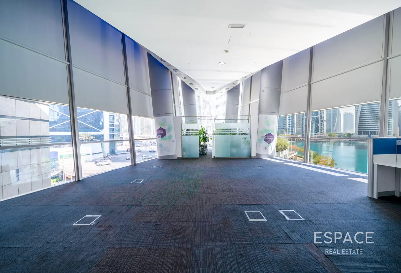 116805920 - Property Main Image