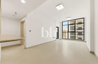 شقة - غرفة نوم - 2 حمامات للايجار في 3 كريميان - جميرا جاردن سيتي - السطوة - دبي