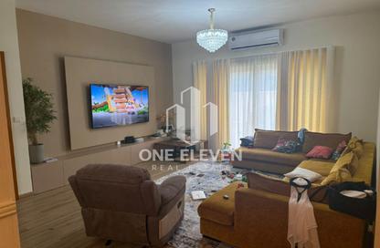 Villa - 4 - 6 for sale in Yasmin Community - Al Raha Gardens - Abu Dhabi