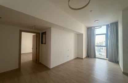 Apartment - 1 - 2 for rent in Regina Tower - District 12 - Jumeirah Village Circle - Dubai