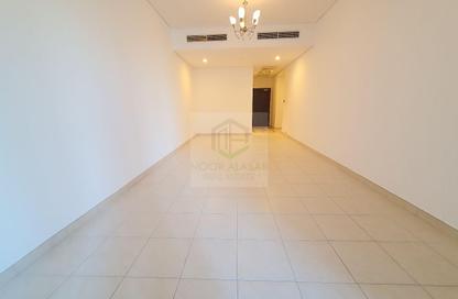 Apartment - 2 Bedrooms - 3 Bathrooms for rent in Latifa Tower - Sheikh Zayed Road - Dubai