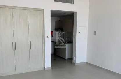 Apartment - Studio - 1 Bathroom for rent in Afnan 1 - Midtown - Dubai Production City (IMPZ) - Dubai