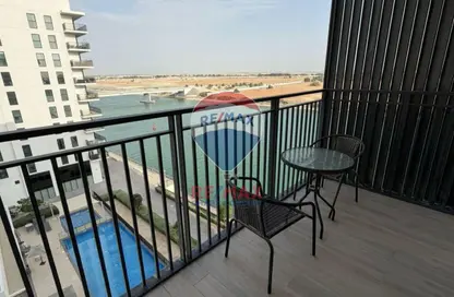 Apartment - Studio - 1 Bathroom for rent in Waters Edge - Yas Island - Abu Dhabi