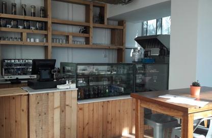 Shop - Studio - 1 for rent in Windsor Manor - Business Bay - Dubai