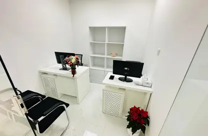 Office Space - Studio - 1 Bathroom for rent in Reem Residency - Al Karama - Bur Dubai - Dubai