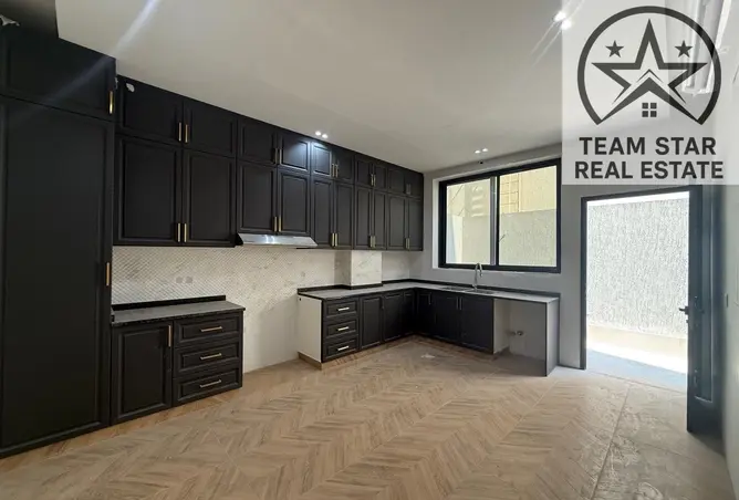 167001298 - Property Image 2