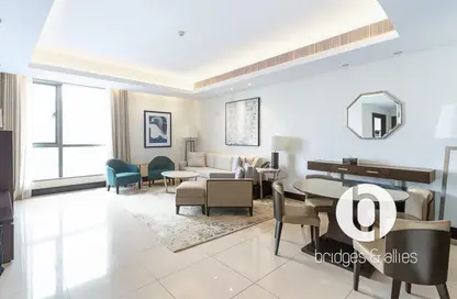 شقة - غرفة نوم - 2 حمامات للايجار في فندق برج ليك - العنوان داون تاون - وسط مدينة دبي - دبي