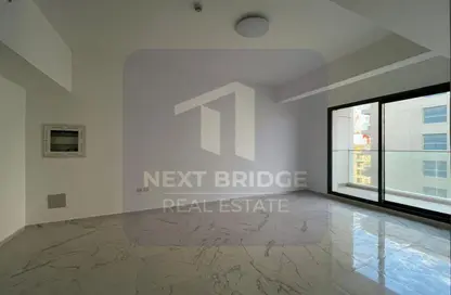 شقة - غرفة نوم - 2 حمامات للايجار في جولدن دريم برج 1 - منطقة 18 - قرية جميرا الدائرية - دبي