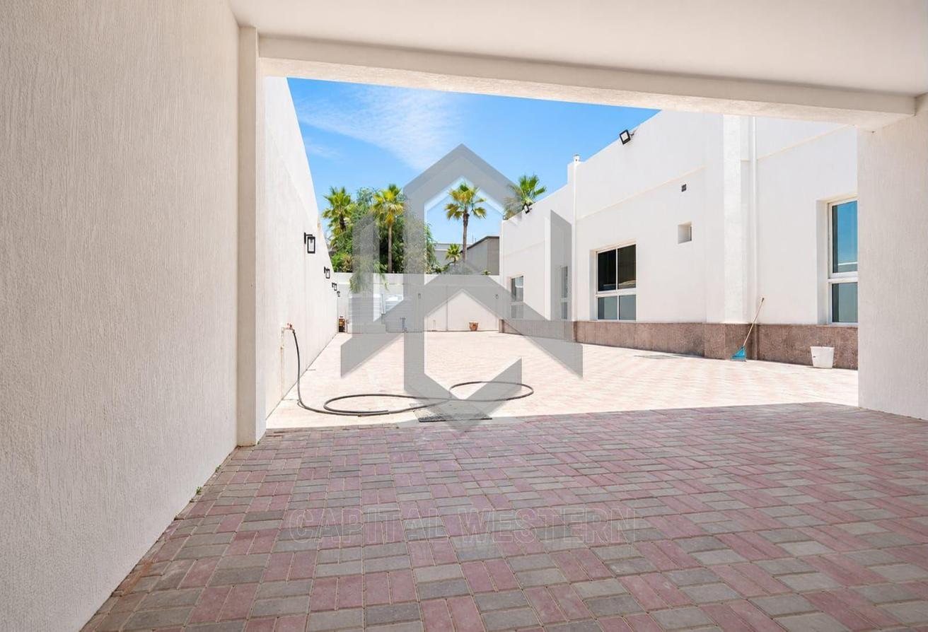 3 Bedroom Villa + Maid's Room + Majlis photo 12