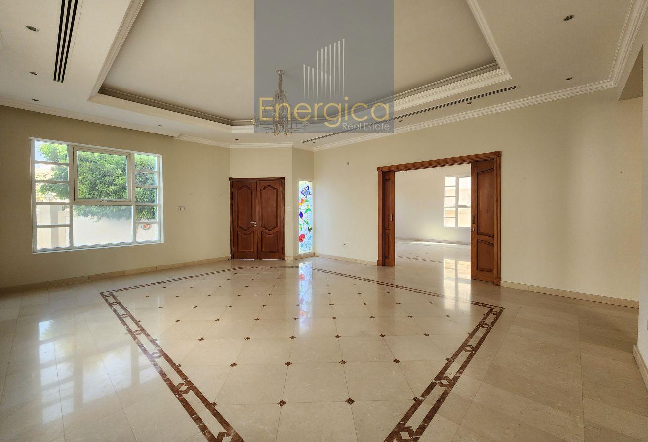 Standalone 5BR V | Private Garden | Prime Location photo 2