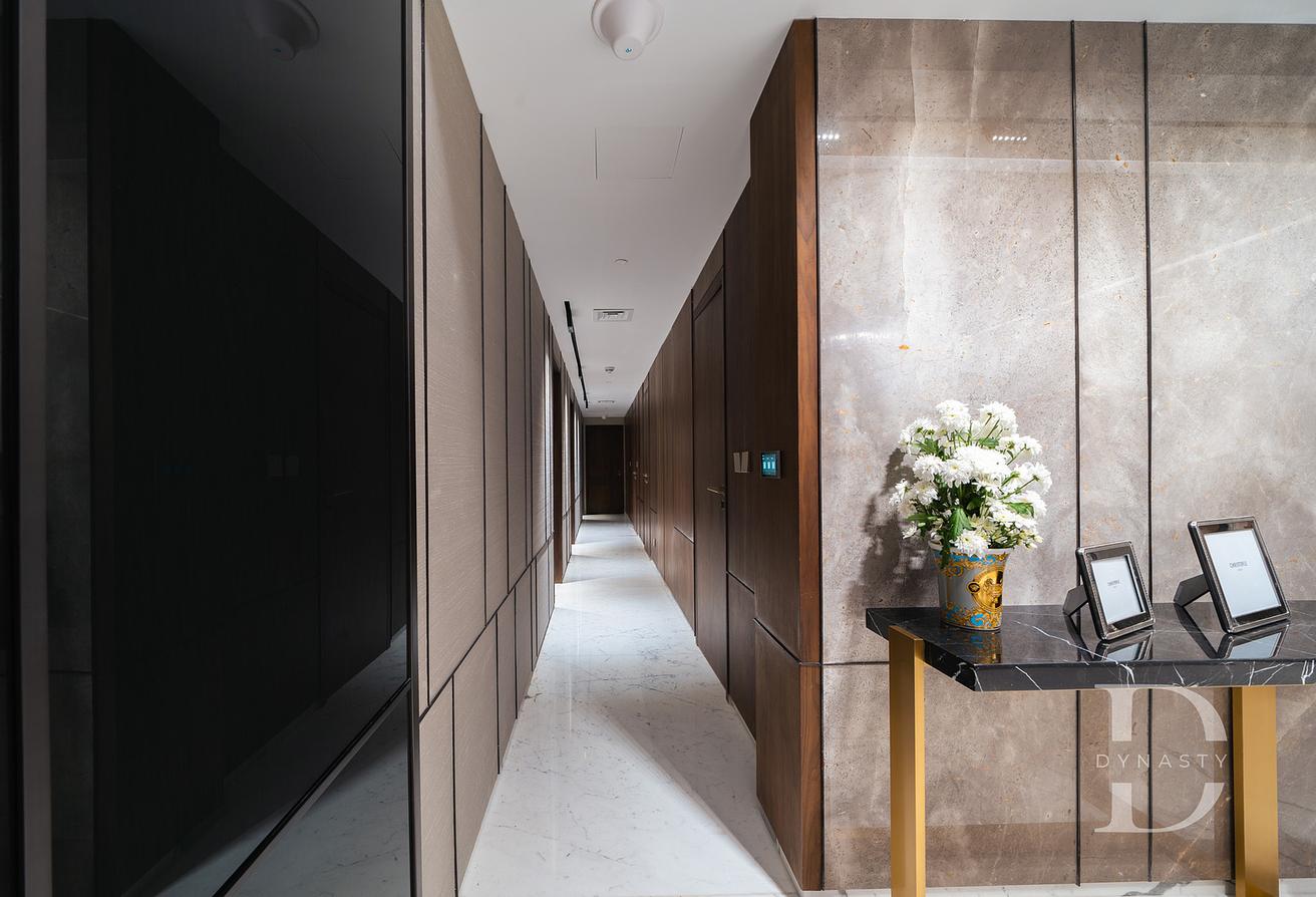 Exquisite Penthouse | Upgraded-Designer Furniture photo 25