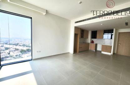 Apartment - 1 - 1 for rent in Golf Heights - The Views - Dubai