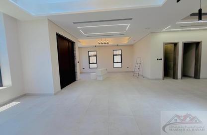 Villa - 5 Bedrooms - 7 Bathrooms for rent in Al Hooshi Villas - Hoshi - Al Badie - Sharjah