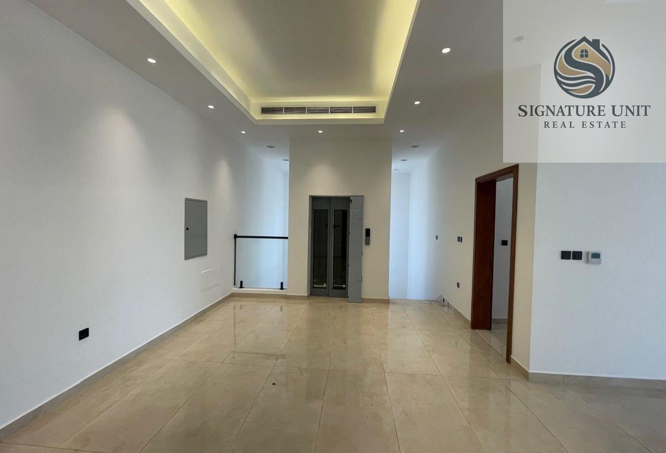 LUXURY 5BR VILLA | ELEVATOR | DRIVER ROOM | MAJLIS photo 16