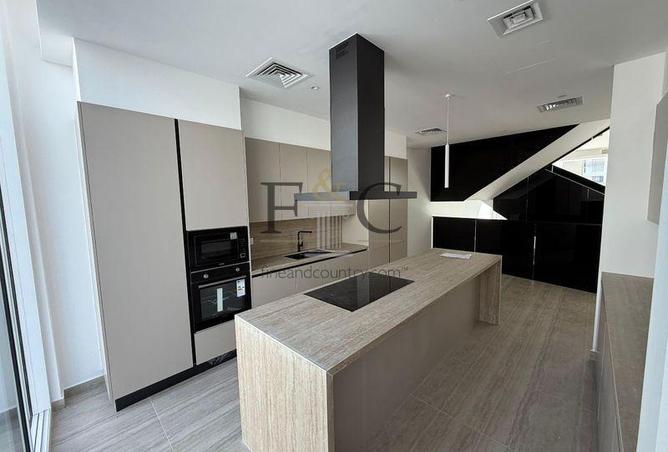 73853775 - Property Image 3