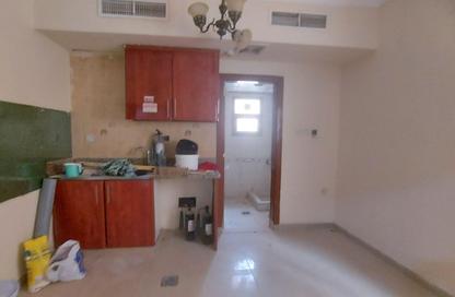 Apartment - Studio - 1 Bathroom for rent in Fire Station Road - Muwaileh - Sharjah
