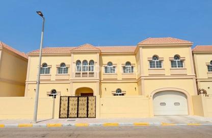 Villa - 5 - 7 for rent in Al Mina Tower - Al Mina - Abu Dhabi