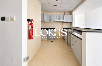 Apartment - 2 - 2 for rent in Dana Tower - District 12 - Jumeirah Village Circle - Dubai