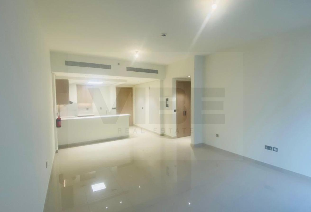 Furnished Higher-Floor 1BR Living | Bay Residency