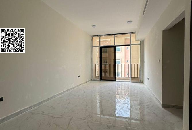 2OiHGMSFc9o - Property Main Image