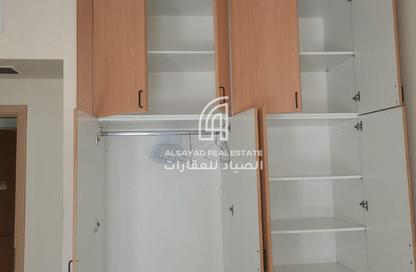 Apartment - 1 Bedroom - 2 Bathrooms for rent in Thuraya Al Majaz Building - Al Majaz 3 - Al Majaz - Sharjah