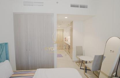 Apartment - Studio - 1 Bathroom for rent in Azizi Riviera 48 - Azizi Riviera - Meydan One - Meydan - Dubai
