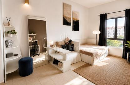 Apartment - Studio - 1 Bathroom for rent in Building 89 - Mediterranean Cluster - Discovery Gardens - Dubai