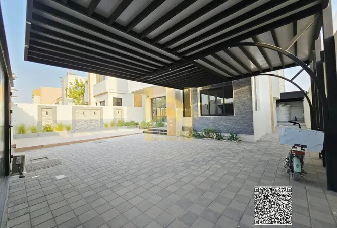 146012208 - Property Image 2
