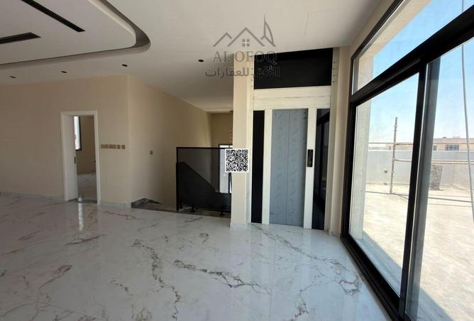 136542786 - Property Image 3