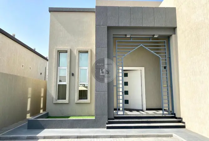 157811804 - Property Image 2