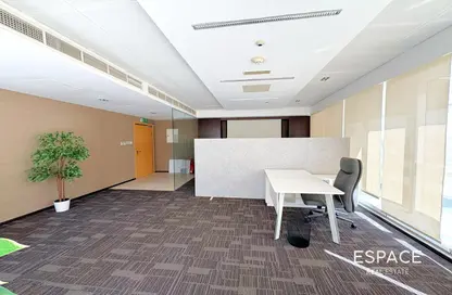 مكتب - استوديو - 1 حمام للايجار في مركز جميرا للأعمال 5 (JBC 5) - (JLT) مجمع W - أبراج بحيرات الجميرا - دبي مكتب - استوديو - 1 حمام للايجار في مركز جميرا للأعمال 5 (JBC 5) - (JLT) مجمع W - أبراج بحيرات الجميرا - دبي