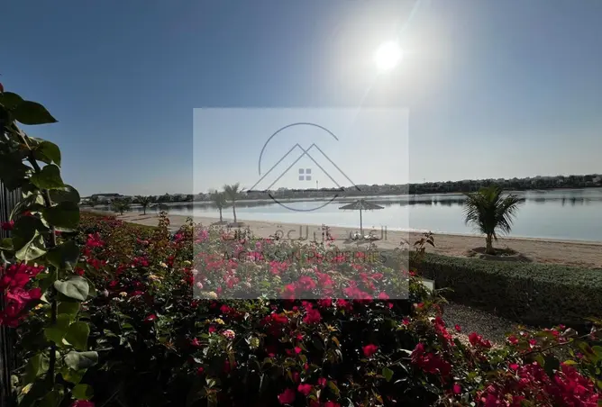 101995387 - Property Image 2