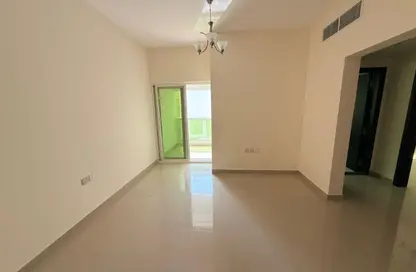 Apartment - 6 Bedrooms - 2 Bathrooms for rent in Al Mahatta - Al Qasimia - Sharjah