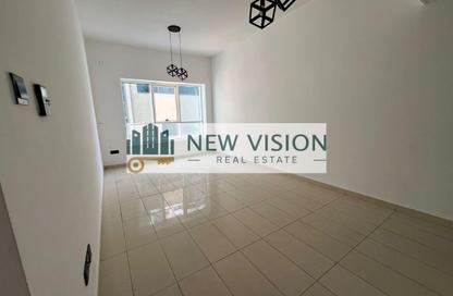 Apartment - 1 - 2 for rent in Queen Tower - Al Majaz 3 - Al Majaz - Sharjah