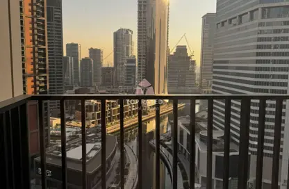 شقة - غرفة نوم - 2 حمامات للايجار في أحد ريزيدنس - الخليج التجاري - دبي