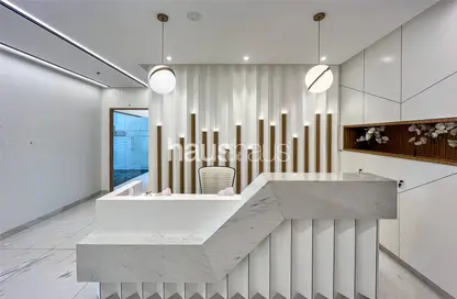 مكتب - استوديو للايجار في برج أوبوس - الخليج التجاري - دبي