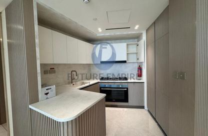 Apartment - 3 - 3 for rent in Binghatti Pinnacle - Dubai Healthcare City 2 - Al Jaddaf - Dubai